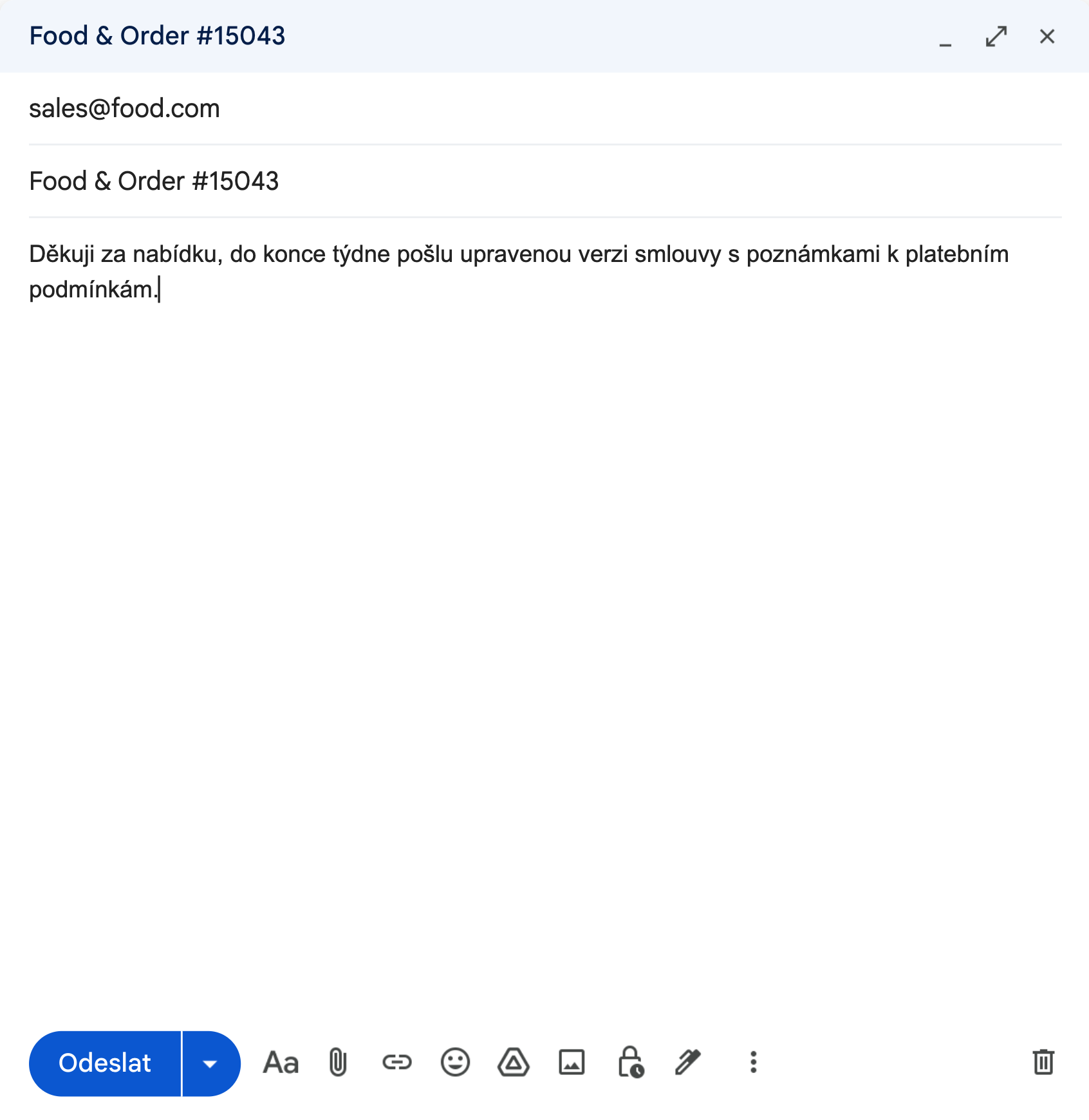 Gmail compose window with a Czech sentence: Děkuji za nabídku, do konce týdne pošlu upravenou verzi smlouvy s poznámkami k platebním podmínkám.